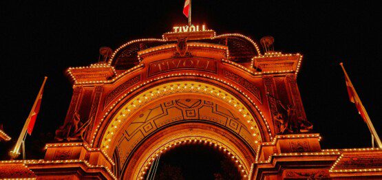 Tivoli, et must-see for turister, der bor i ferielejligheder i København